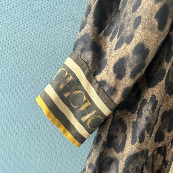 CH Carolina Herrera Oversize Leopard Print silk Midi dress - Picture 4 of 5